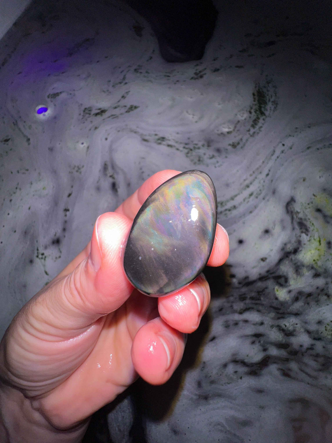 Lunar kitty – Crystal-infused bath bomb
