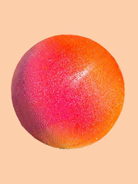 Radiate – Crystal-infused bath bomb
