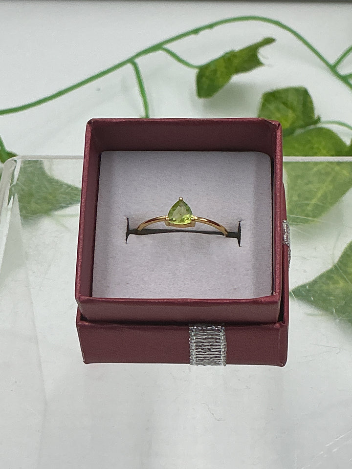 Gold Vermeil Peridot Chevron Ring