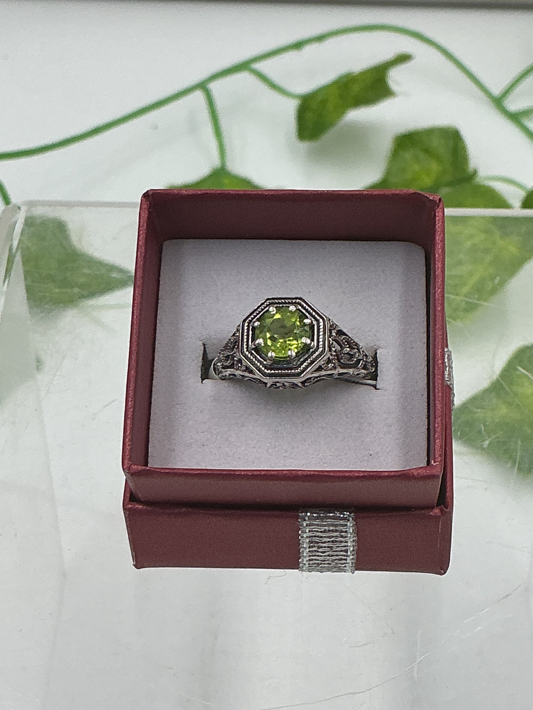 Sterling Silver Peridot Celtic Shield Ring - Size 7