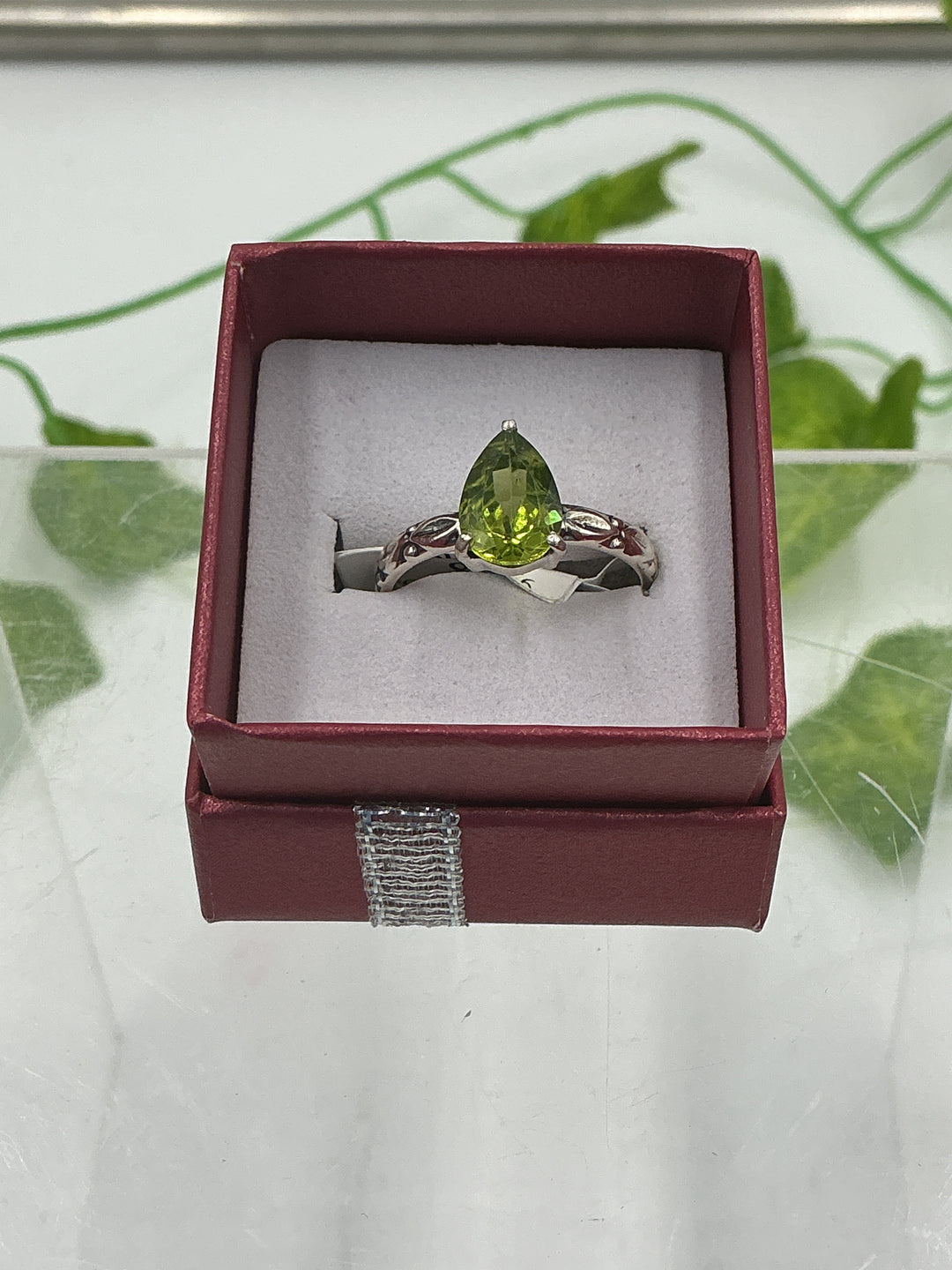 Sterling Silver Peridot Four Stone Cross Ring - Size 8