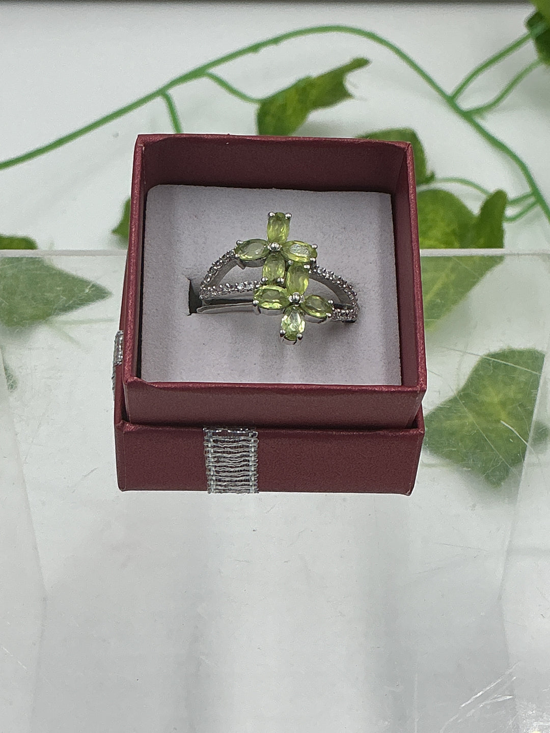 Sterling Silver Peridot Trinity Ring - Size 9