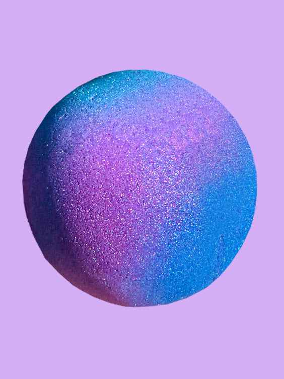 Intuitive – Crystal-infused bath bomb