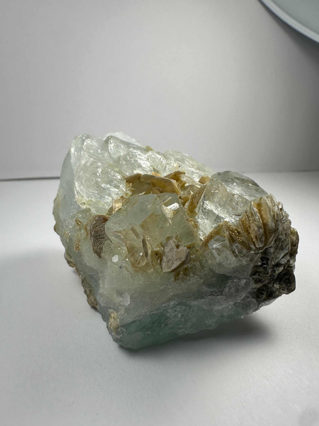 Aquamarine with Muscovite Shigar Valley, Skardu, Pakstan