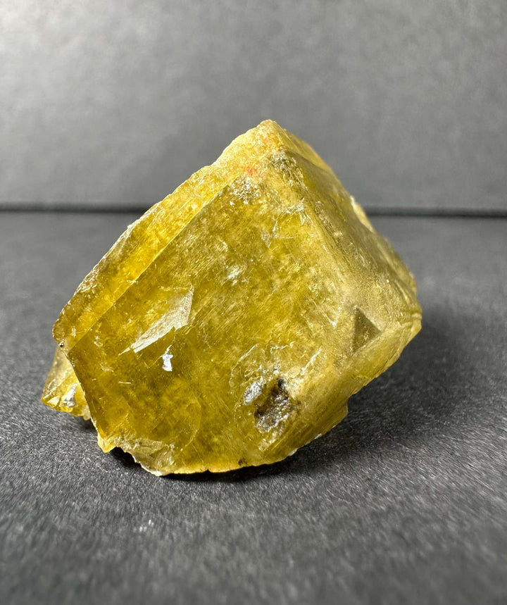 Diamond Quartz on Siderite