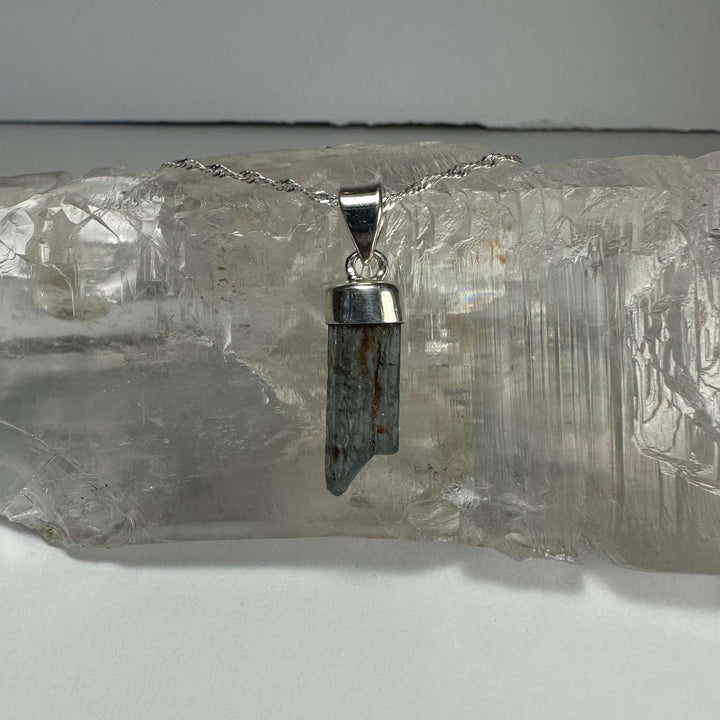 Natural Aquamarine Beryl Pendnat