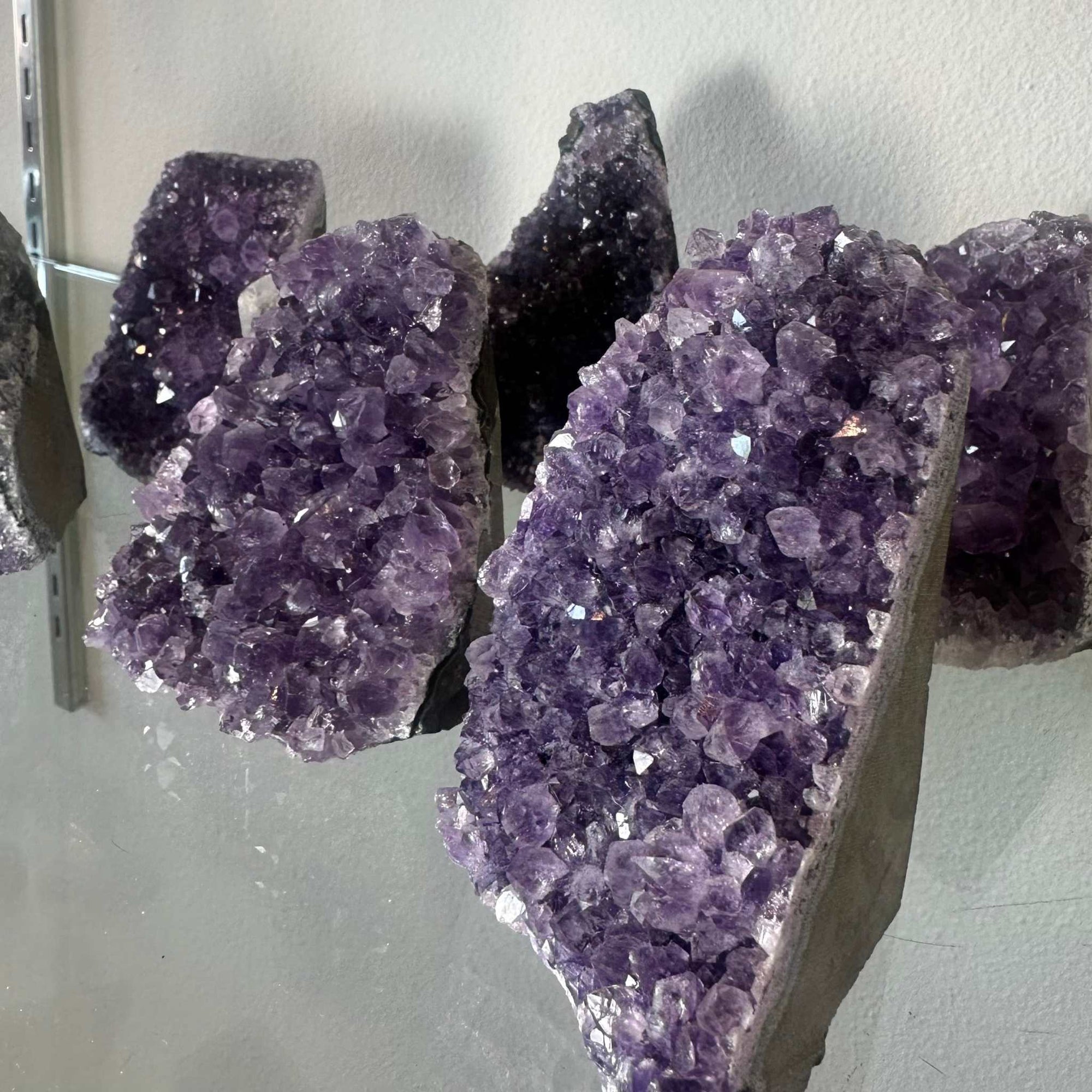 Cut Base Amethyst Druze MD