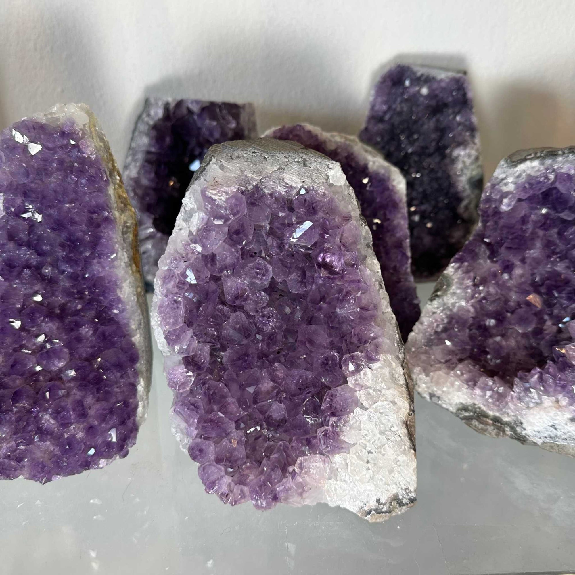Amethyst Cut Base (L)