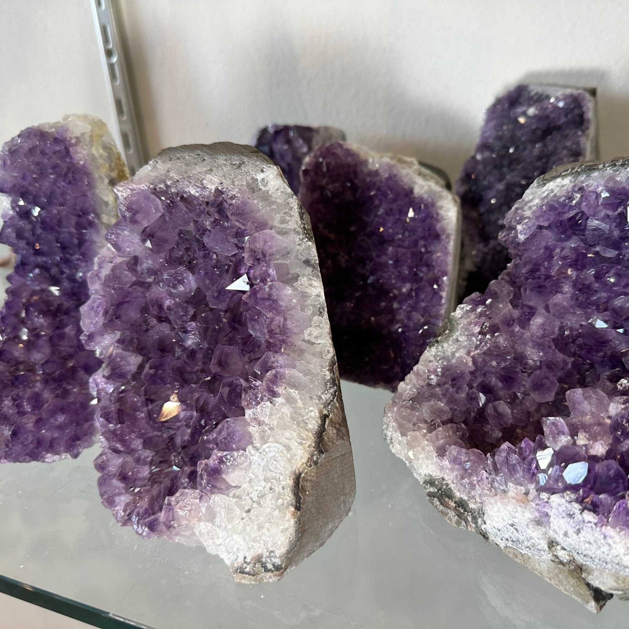 Amethyst Cut Base (L)