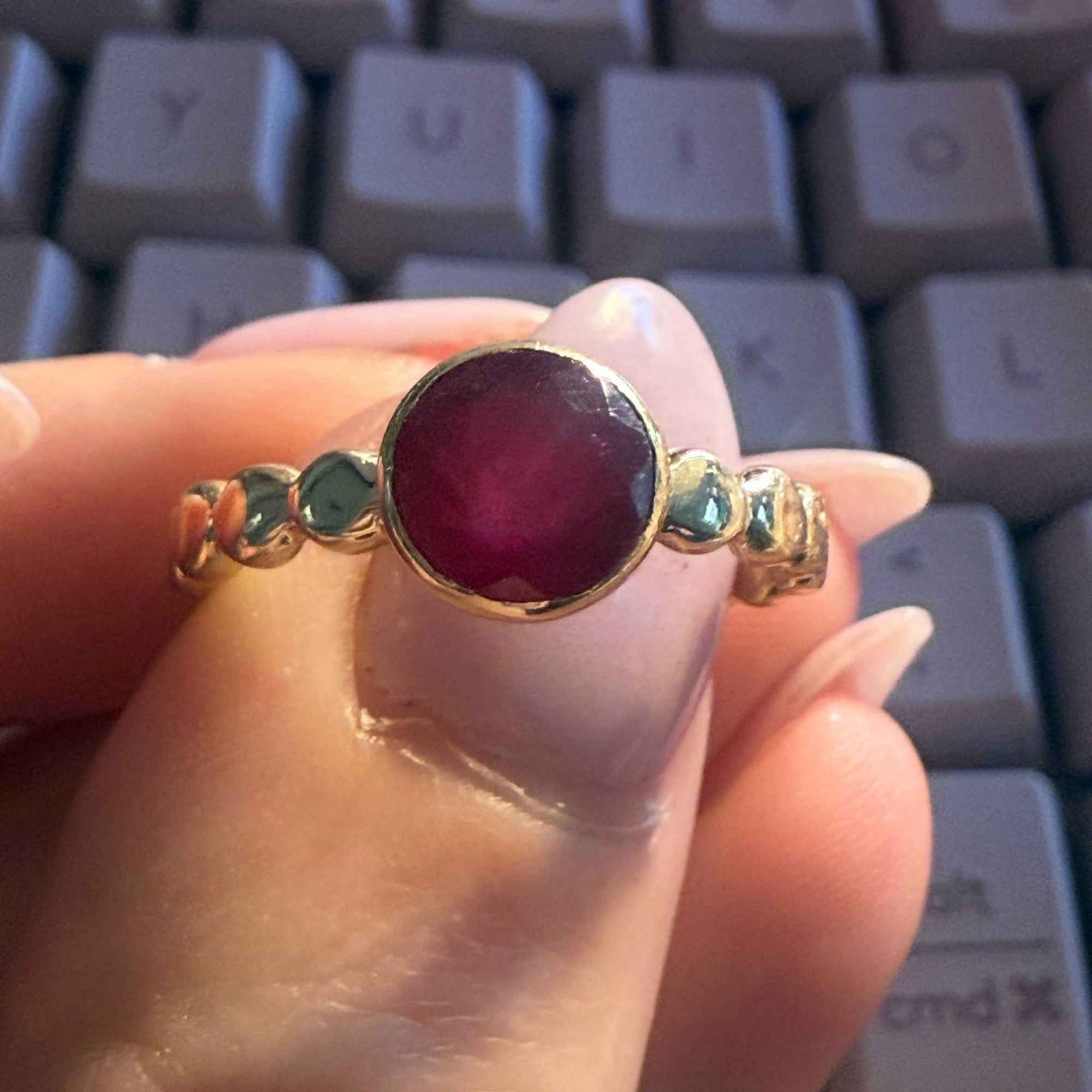 Ruby Pebble Band Ring | 18k Gold Vermeil