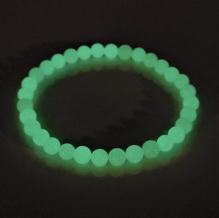 Glow in the dark stackable bracelet, luminous beads.
