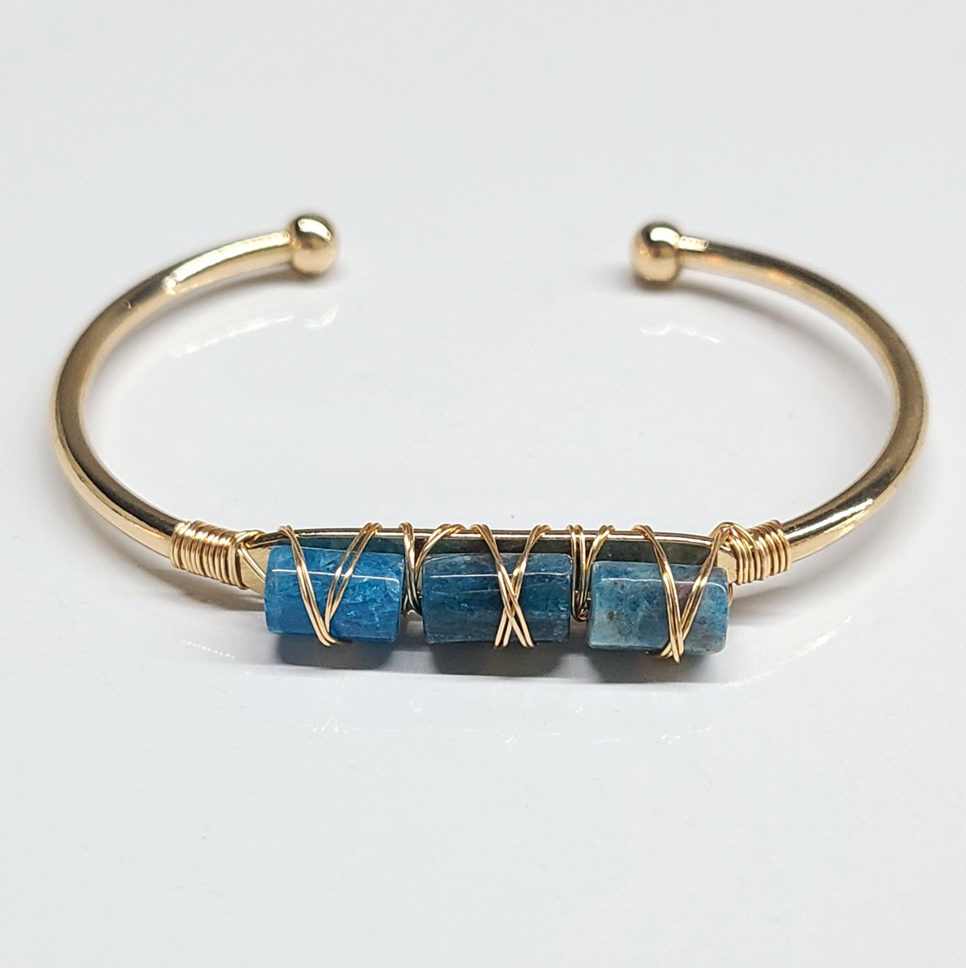 Blue Apatite Bangle Cuff Bracelet (golden)