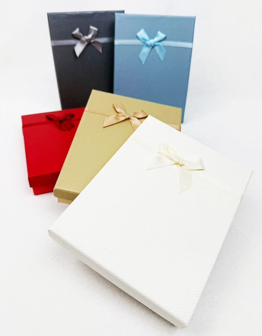 STAY IN MY POWER - Pyrite, Bronzite, Garnet Jewelry Set