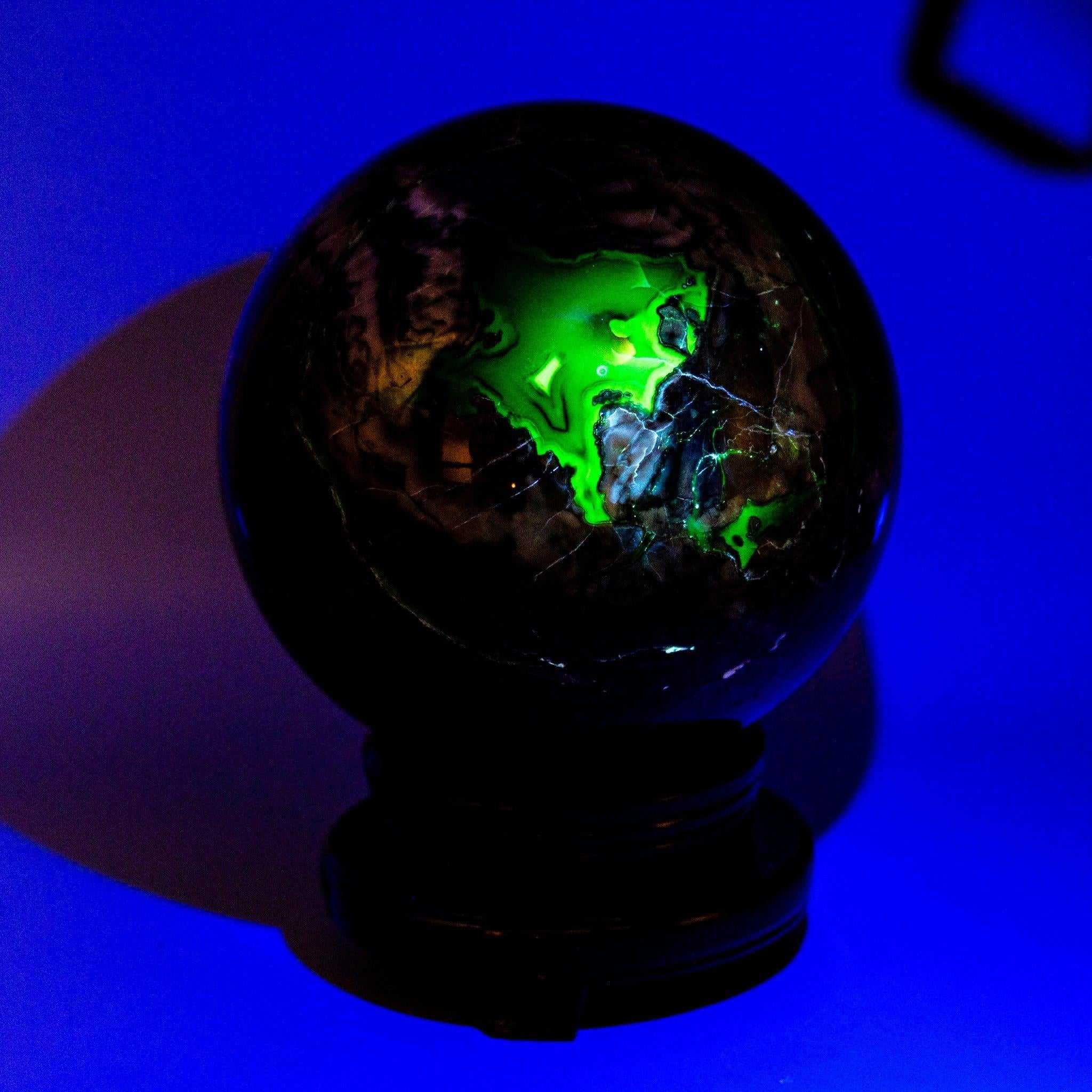 n*0様 Volcanic  Volcano Agate Sphere HUGE 186mm UV Reactive – Sacred Crystals