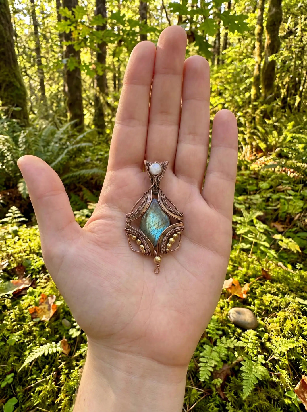 Elderwood Conduit Wire Wrapped Crystal Pendant