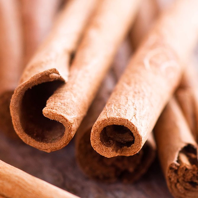 Cinnamon Oil — Sun&