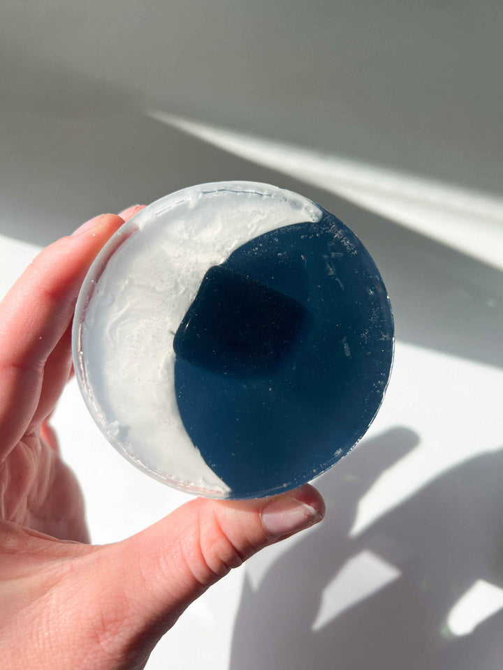 Divine creator – Crystal-infused bar soap