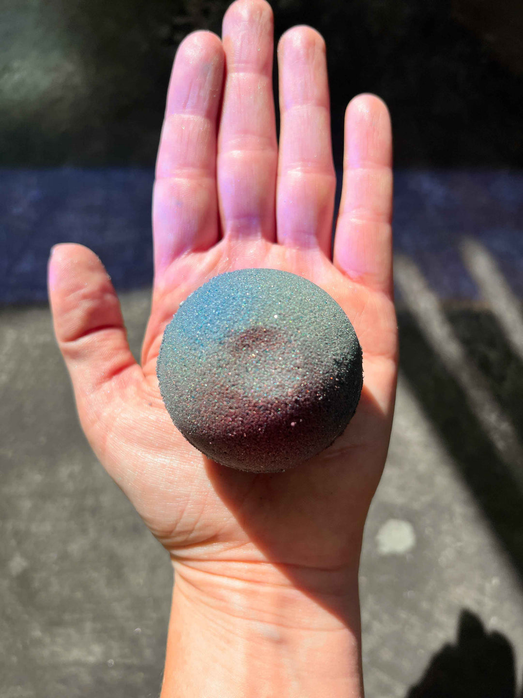 Pluto – Crystal-infused bath bomb