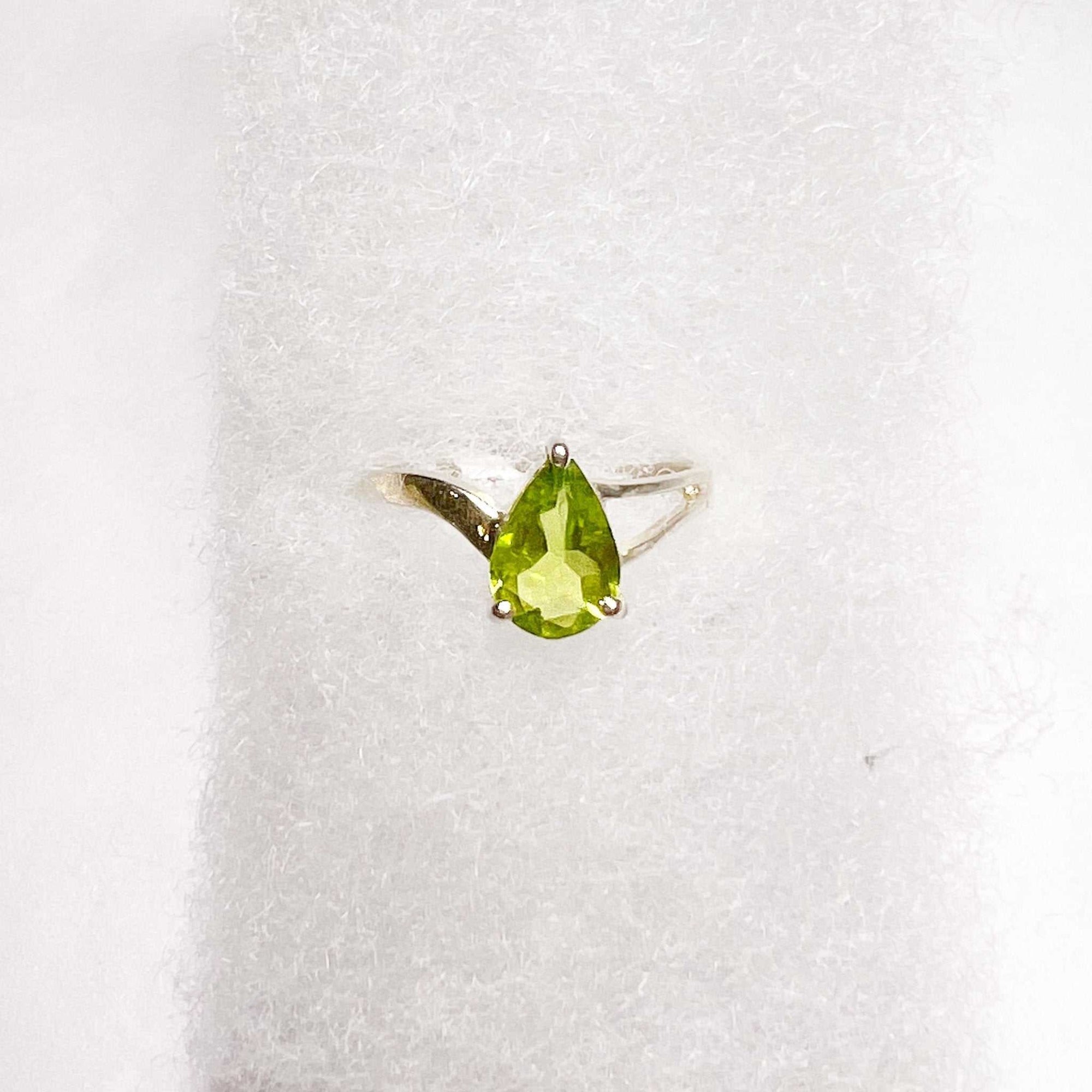 Peridot Ring 02.7026 - Sacred Crystals Rings