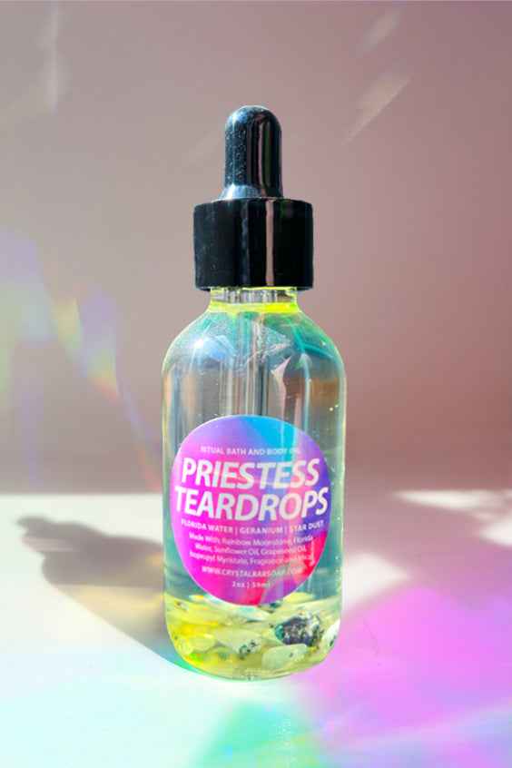 Priestess teardrops – Crystal-infused body oil
