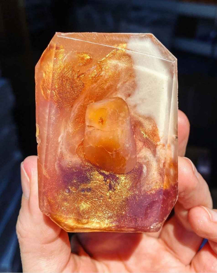 Radiate warmth – Crystal-infused bar soap