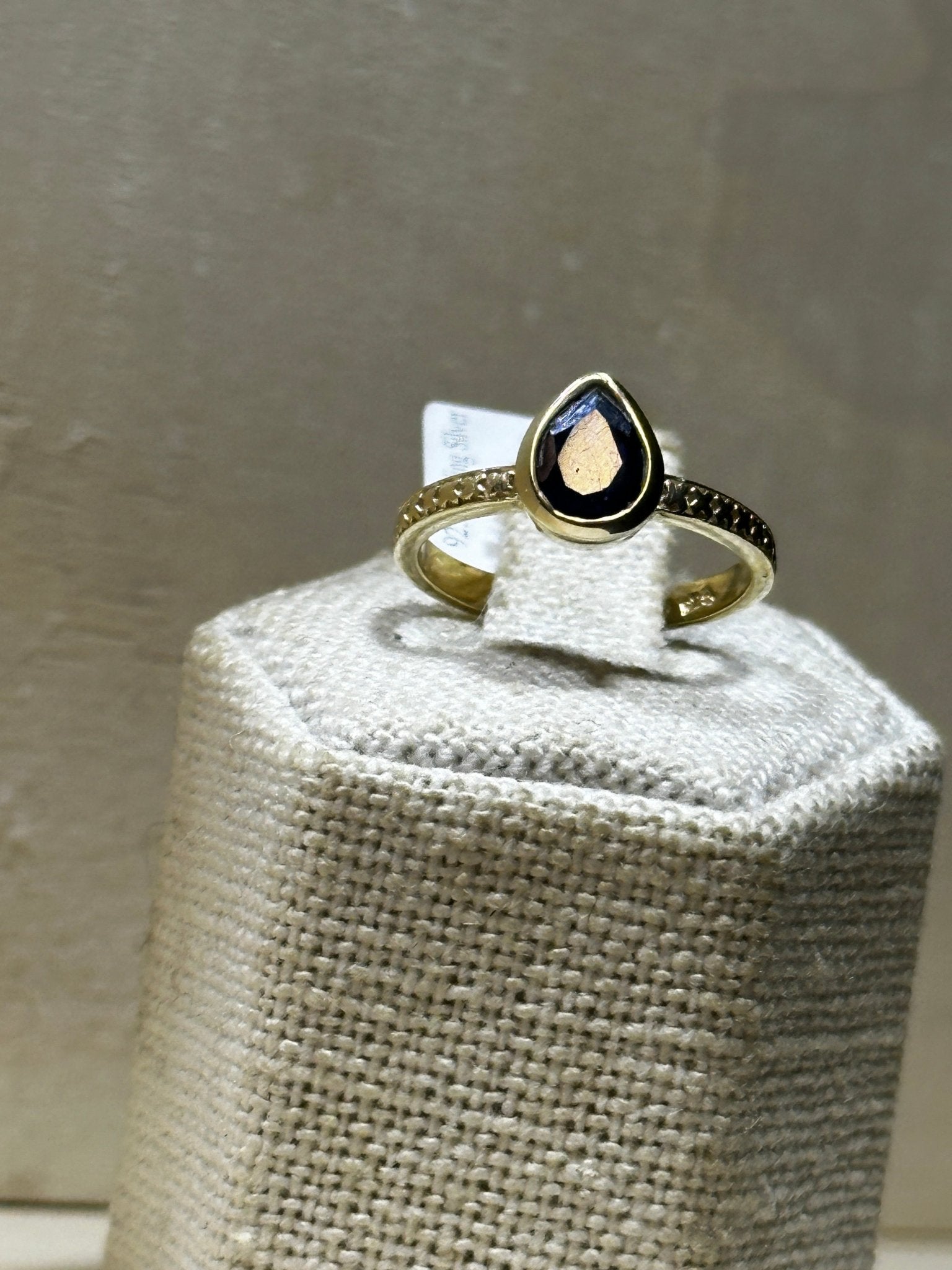 Sapphire Ring Size 7 (02.4040) - Sacred Crystals Rings