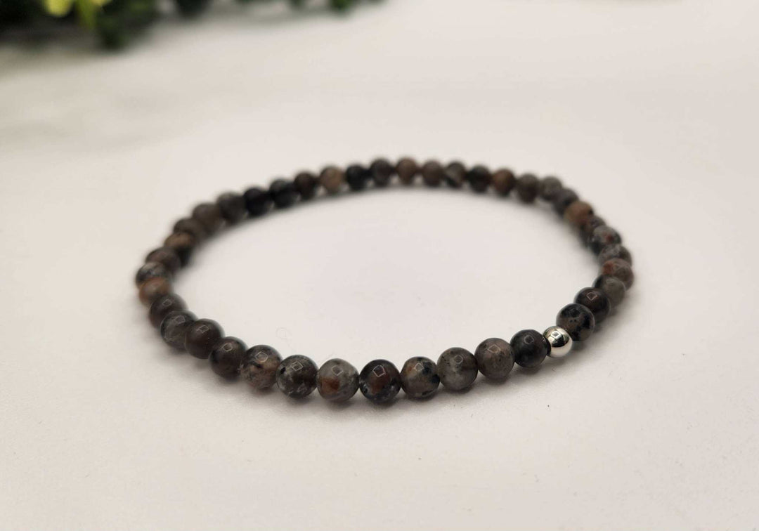 Yooperlite Round Bead Bracelet for Illumination &amp; Awakening